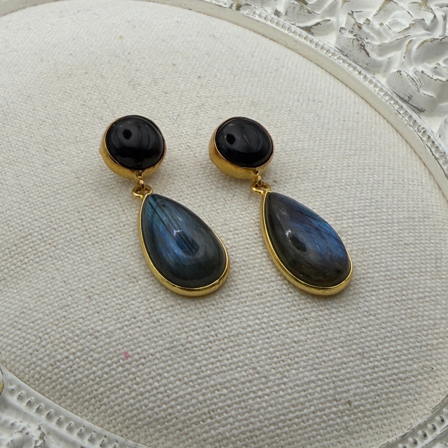 Luminous Allure: Dark of Night Onyx and Labradorite Drop Earrings