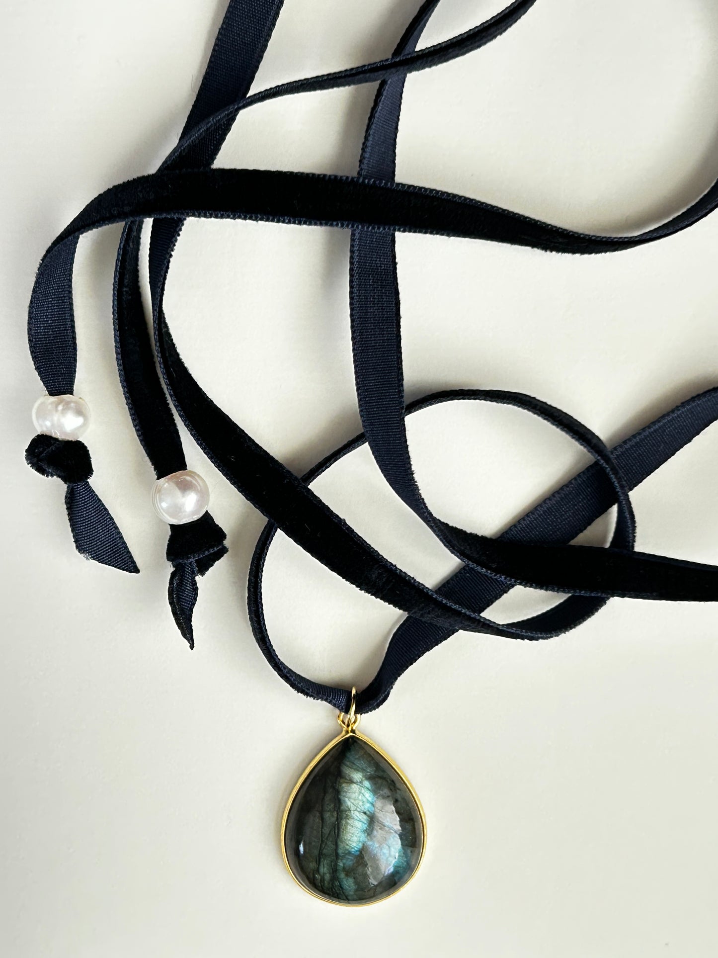 Romantic Baubles: Labradorite Teardrop Velvet Choker