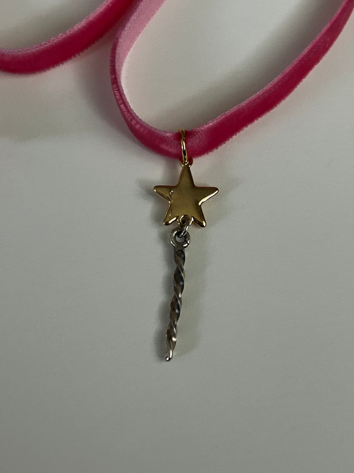 Romantic Baubles: Starry Magic Wand Velvet Choker