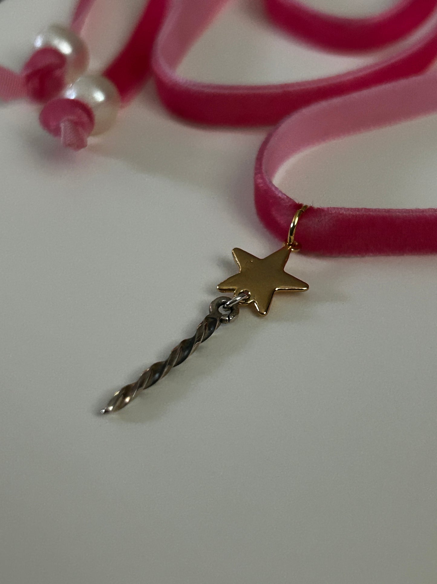 Romantic Baubles: Starry Magic Wand Velvet Choker
